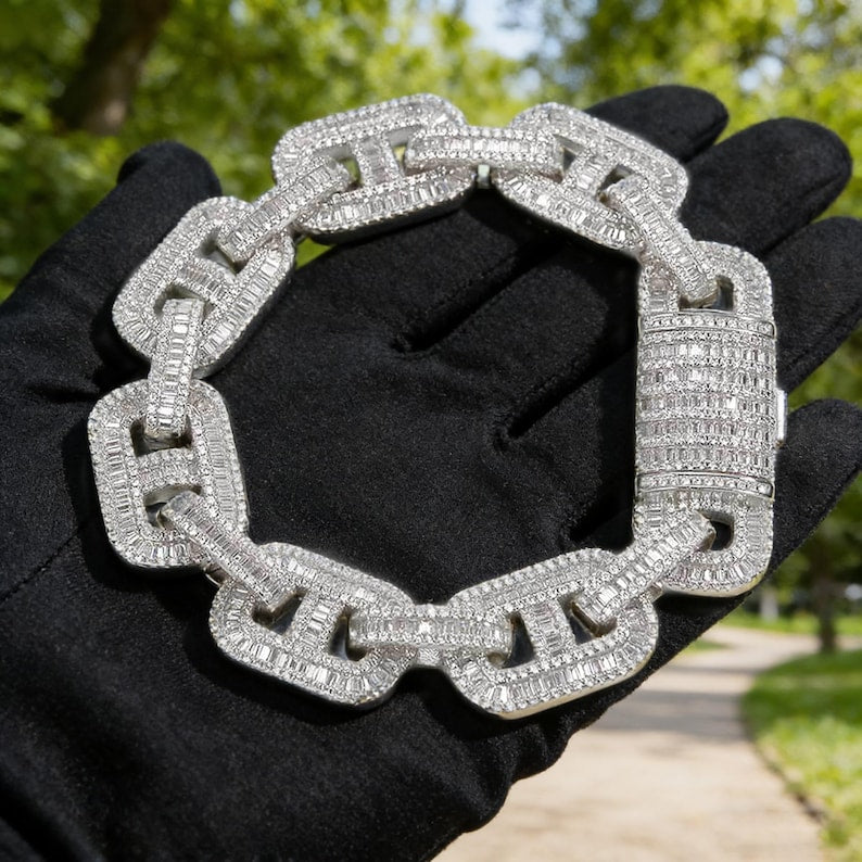 VVS1 Moissanite Bustdown Chain Bracelet Iced Out 100% Pure 925 Silver 14k Gold or White Gold Plating